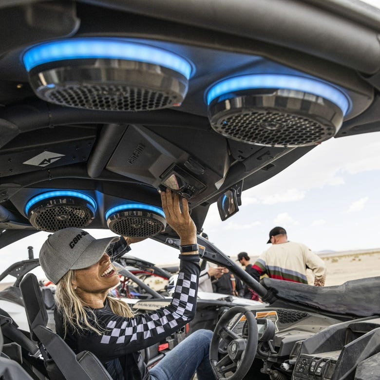 AUDIO ROOF 715007130